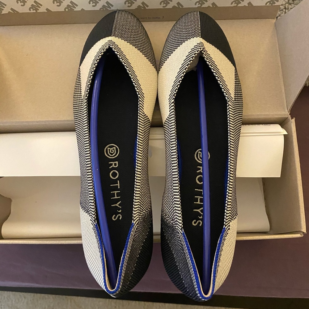 Brand New Rothy’s Flats